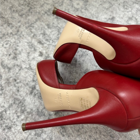 Aperlai Red Suede High Heel Shoes with Cutout Detail Size 40 - Picture 12 of 12